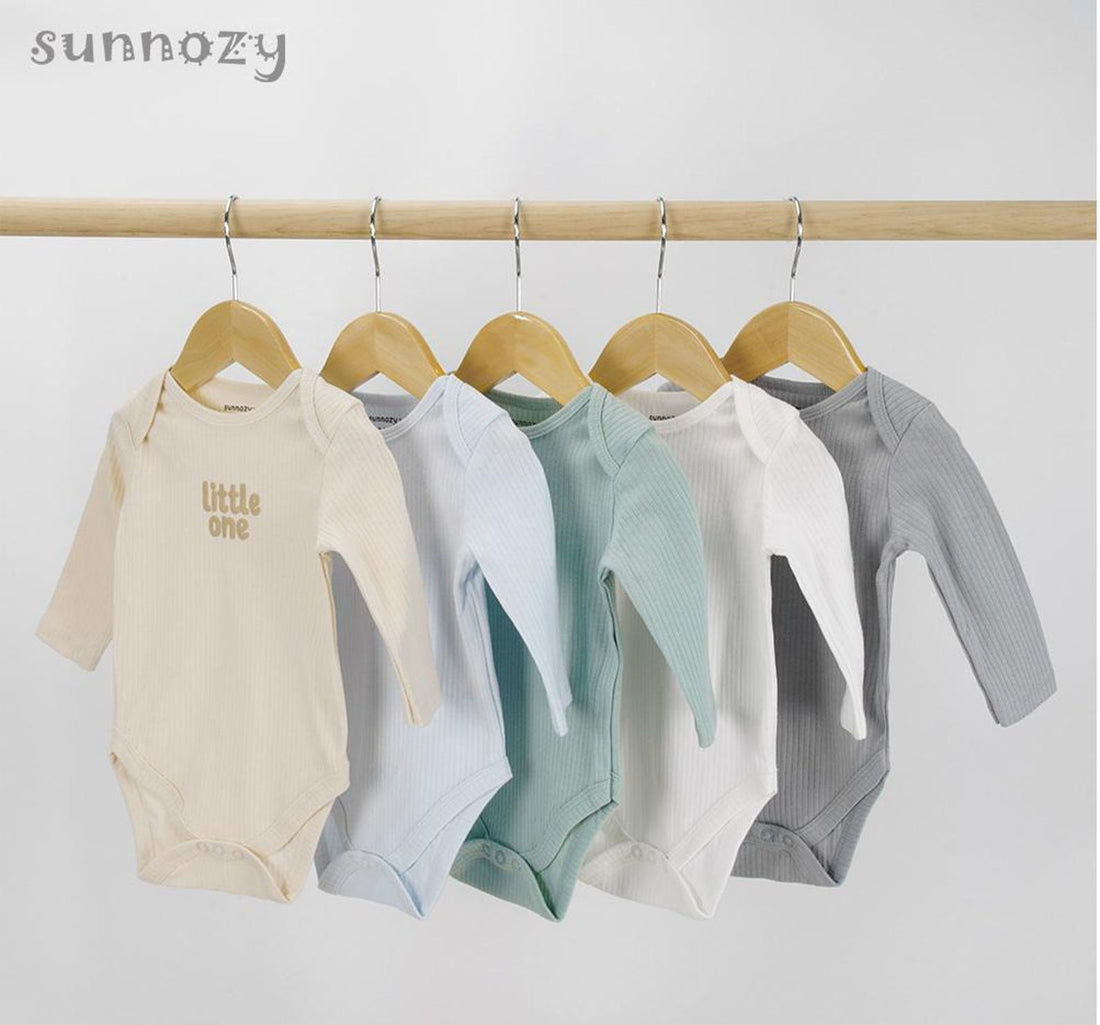 Babygrössen-Guide – Body-Set aus 100 % Baumwolle | sunnozy