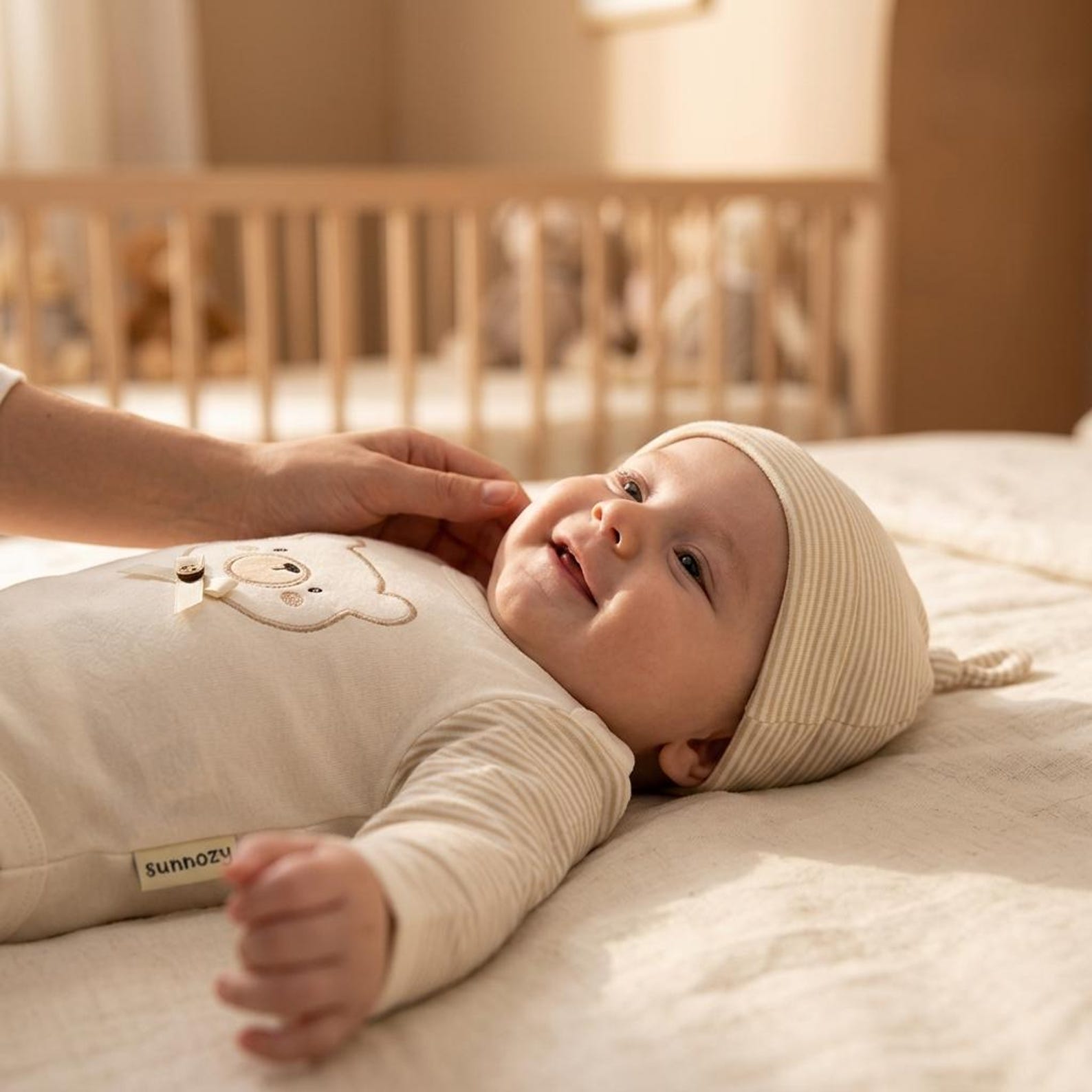 Erstausstattung-Set «Teddybär» Creme 8-teilig – Bild 3 | sunnozy Babykleidung Schweiz