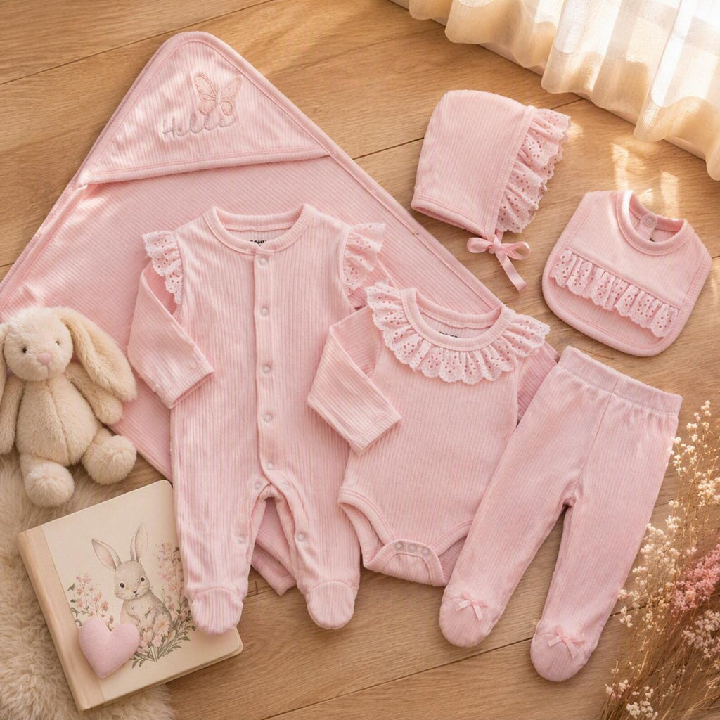 Erstausstattung-Set «Hello» Rosa mit Spitze 6-teilig – Bild 2 | sunnozy Babykleidung Schweiz