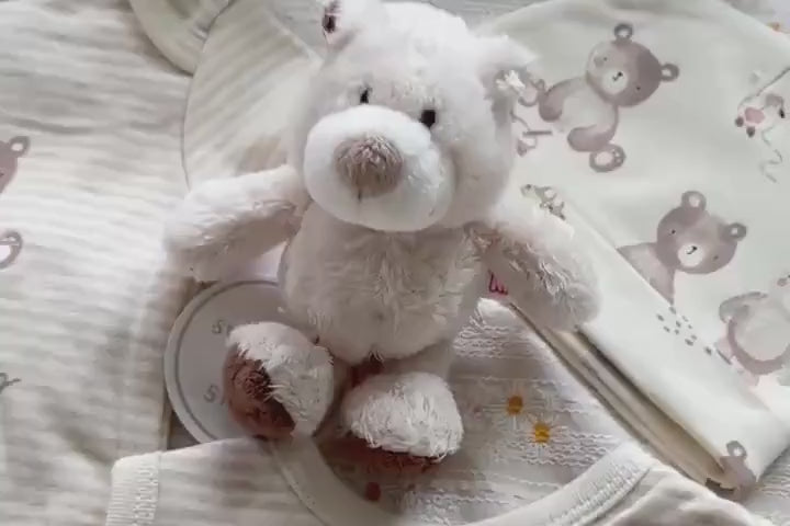 Erstausstattung-Set «Hello Little Bear» – Video | sunnozy